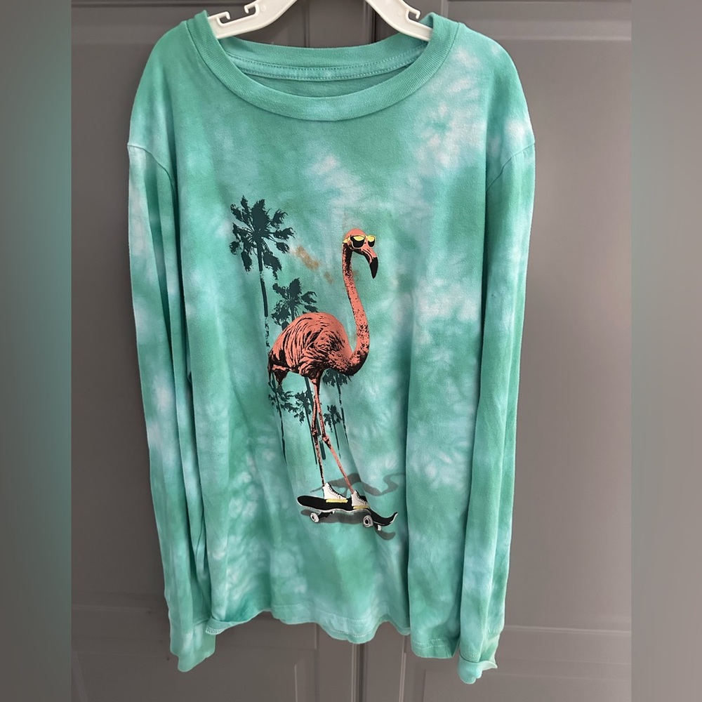 Kids long sleeve shirt size L